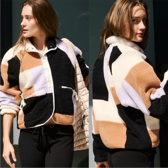 Free People Jackets & Blazers - FREE PEOPLE Hit The Slopes Printed Fleece Jacket - Pink Size Small NWOT